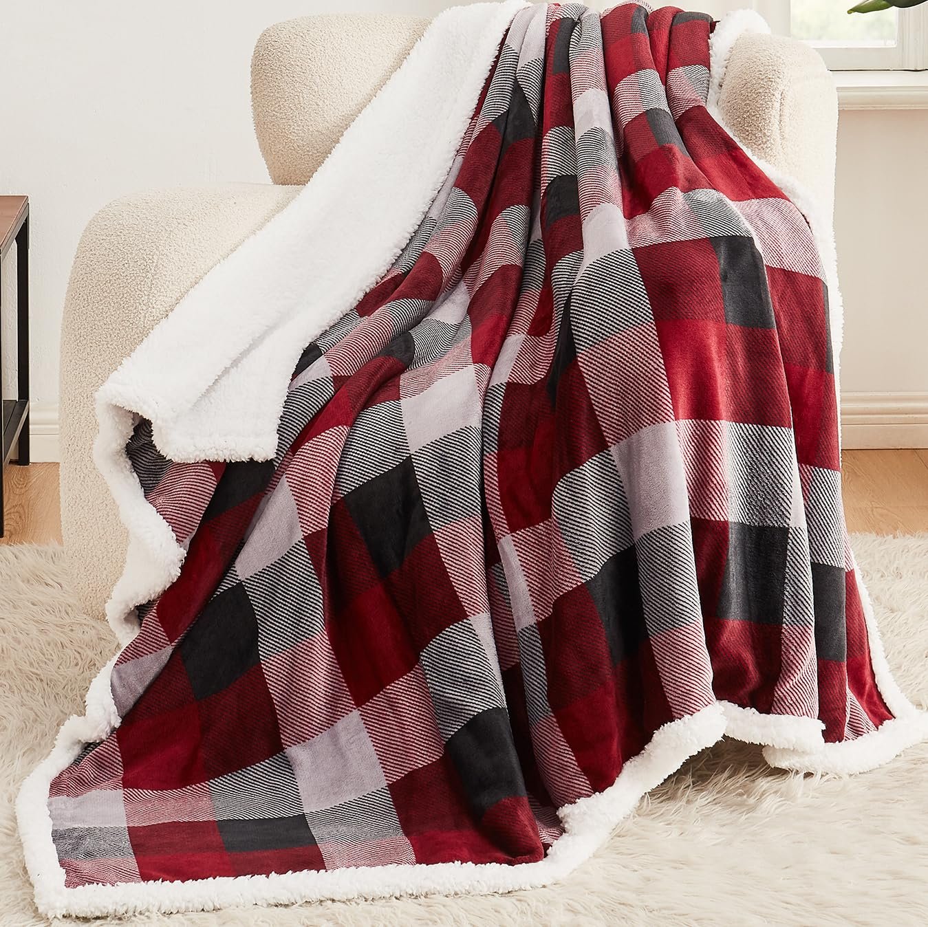 L'AGRATY Sherpa Throw Blanket